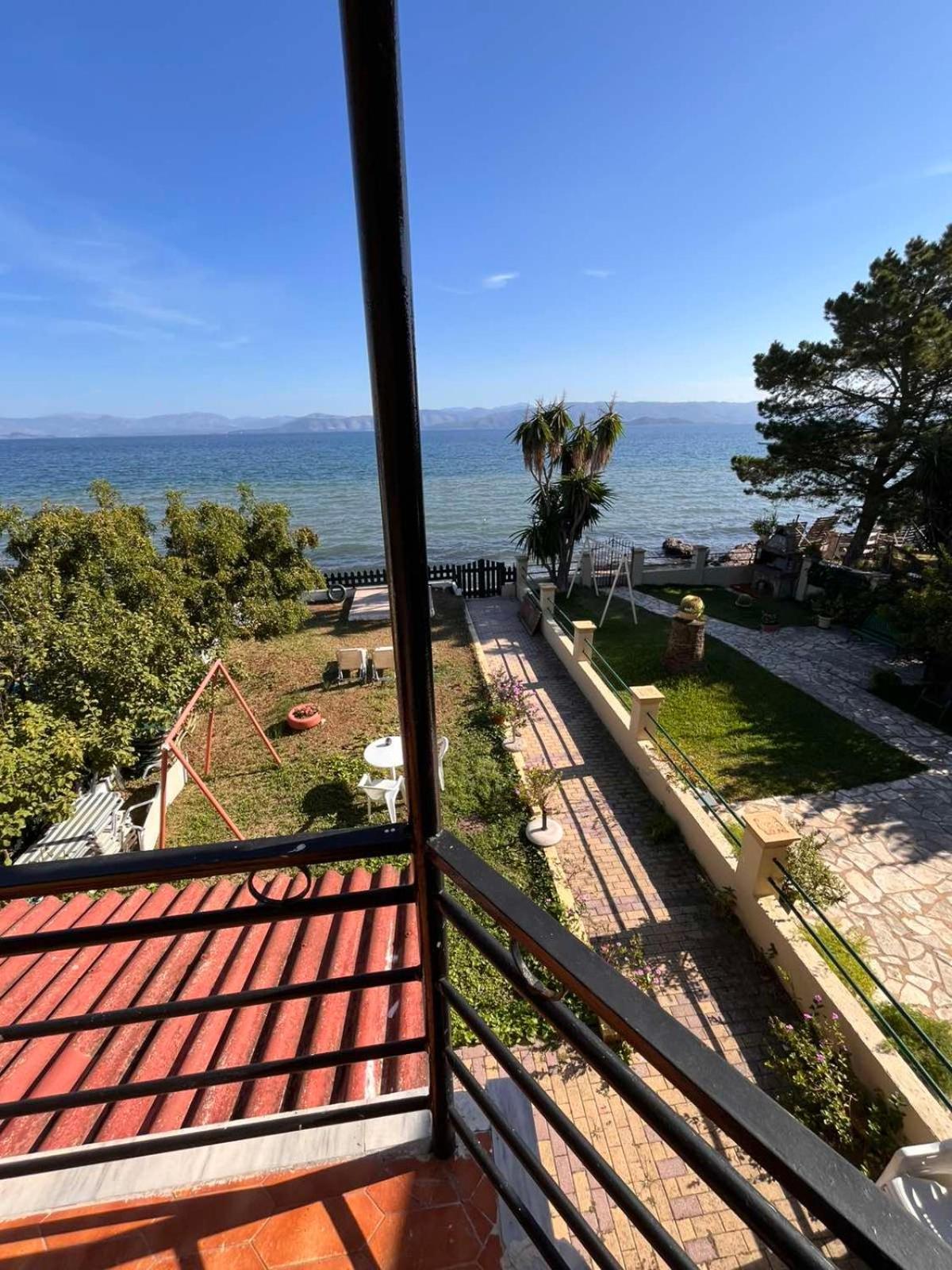 Evgenios Apartament