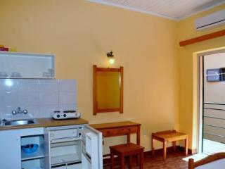 Evgenios Apartament *